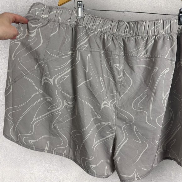 Old Navy Active Quick Dry Shorts Womens Size 4X Stretch Tech Grey Smoke 2022 - Picture 7 of 12